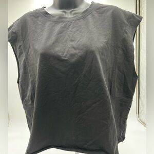 New women’s Elgogy Workout Crop sleevless Loose T Shirts. Raw hems Black size XL